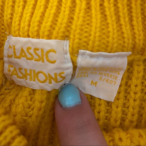 Sweater - Picture 2 of 2